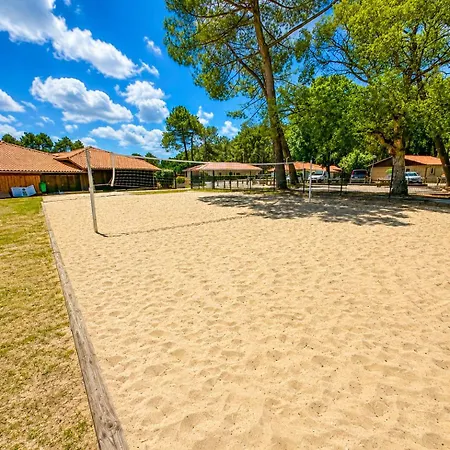 Maisonnette 4 Personnes Holiday home *